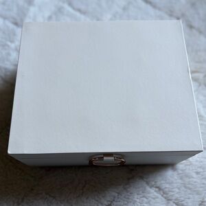 Elegant Cream 2-Tier Jewelry Box with Gold Handle